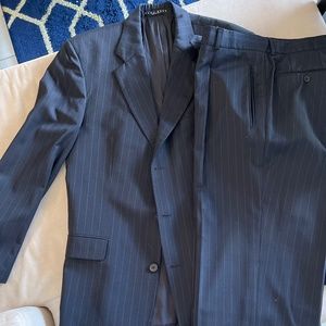 Hugo boss men’s suit set